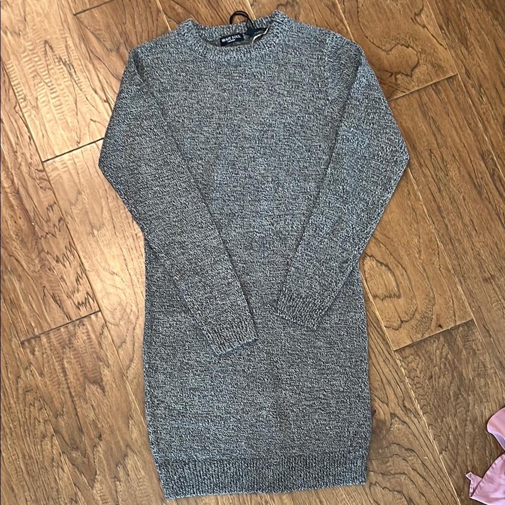 NWT Gray Crew Neck Sweater Dress with Long Sleeves